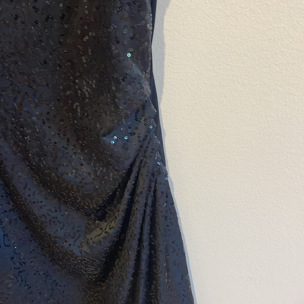 Black Glamour Sequence (front) Sleeveless Dress - Size 16. - Picture 5 of 7